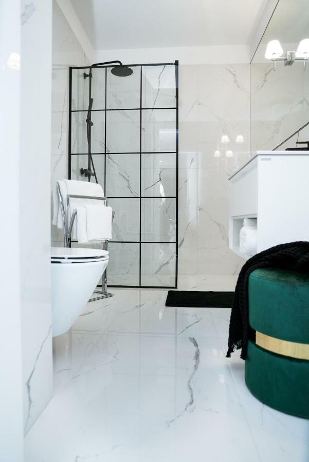 Apartament Marcelin Gold Wes Quality Suite Poznan Exterior photo